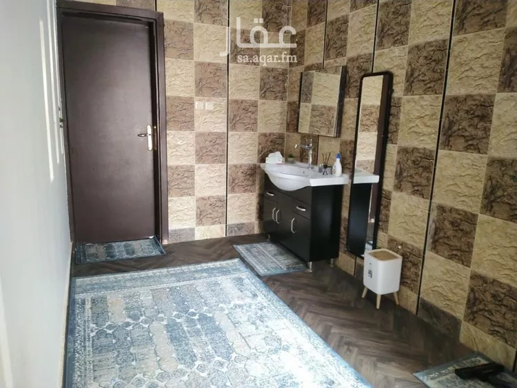 شقة للإيجار في شارع الامير عبدالعزيز بن مساعد بن جلوي, حي الروضة, مدينة بريدة, منطقة القصيم صورة 2