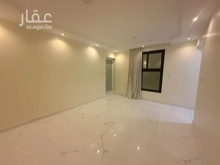 شقة للبيع في شارع أبي المؤيد الأصبهاني, حي الصالحية, مدينة عنيزة, منطقة القصيم صورة 2