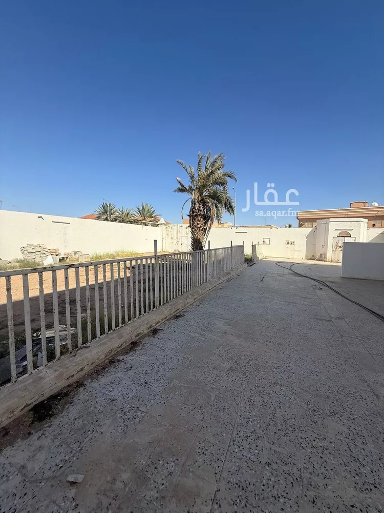 فيلا للبيع في شارع شارع علي بن ابي طالب, حي الخليج, مدينة البدائع, منطقة القصيم صورة 2