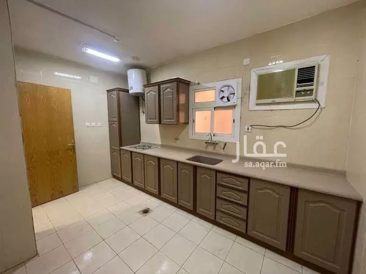 شقة للإيجار في شارع طريق الملك فيصل, حي القدس, مدينة البدائع, منطقة القصيم صورة 3