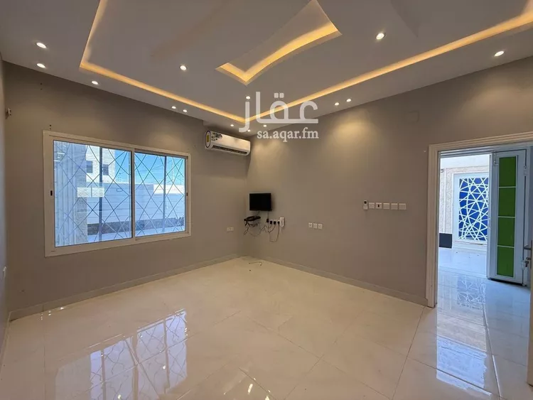 فيلا للبيع في شارع القبعيه, حي القبعية, مدينة البدائع, منطقة القصيم صورة 2