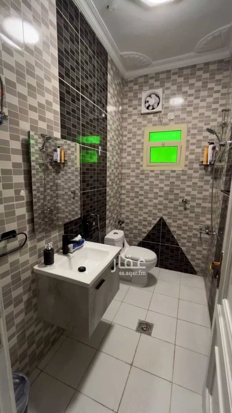 شقة للإيجار في شارع عبدالله ابن عبد مناف ، حي العريض ، المدينة المنورة ، منطقة المدينة المنورة