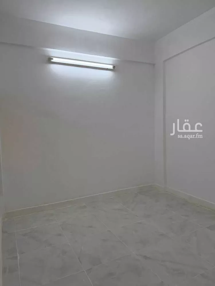 شقة للإيجار في شارع عبد الله بن العباس ، حي الرفيعة ، الهفوف ، الاحساء صورة 2