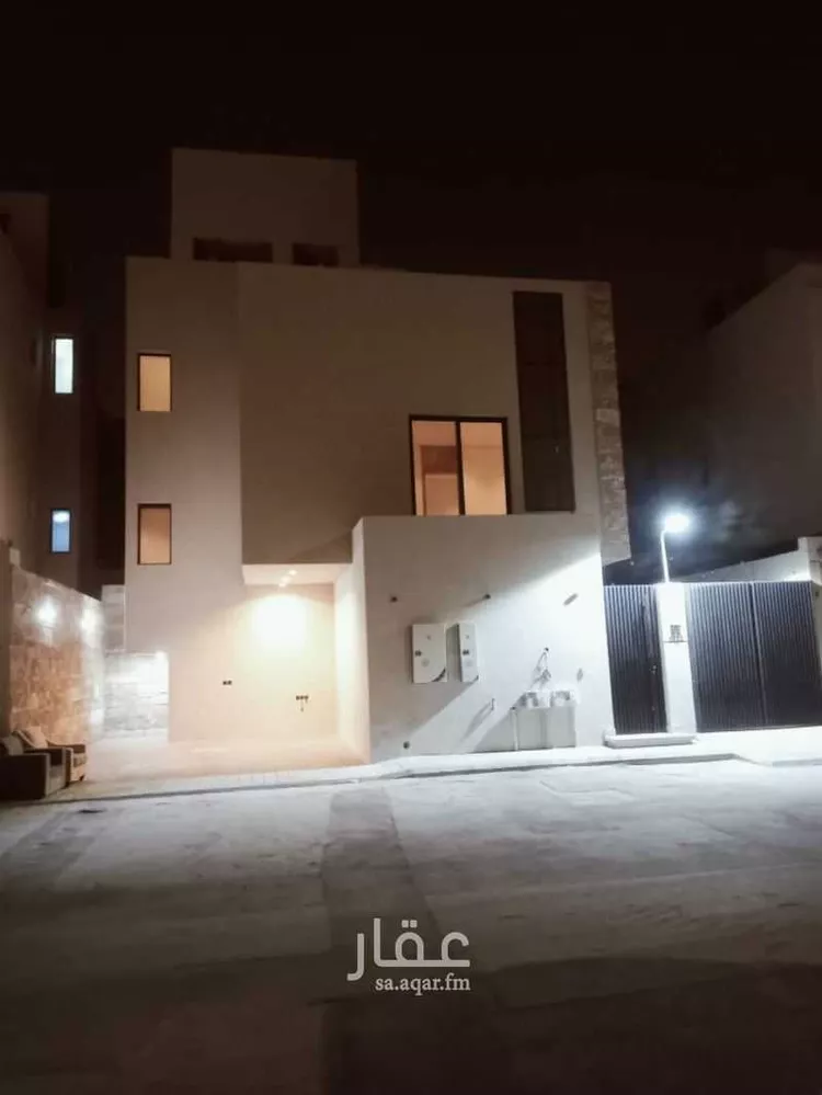 دور للبيع في شارع الكتاب, حي السعادة, مدينة الرياض, منطقة الرياض