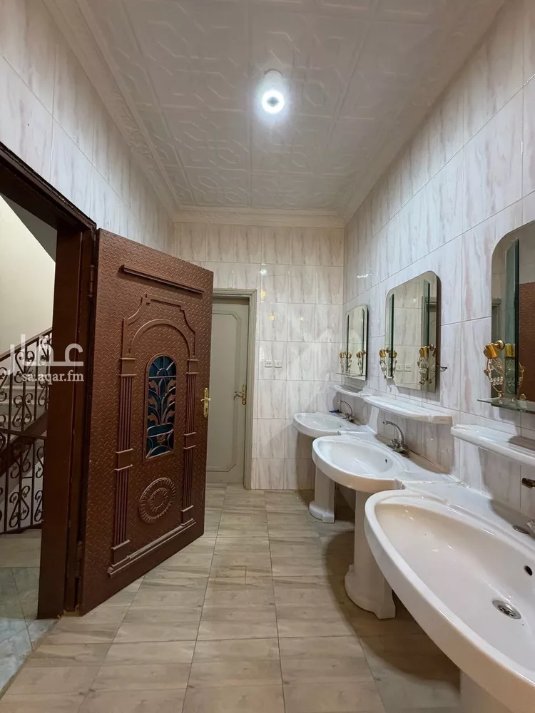 Floor for Rent in Riyadh Al Khaleej صورة 2