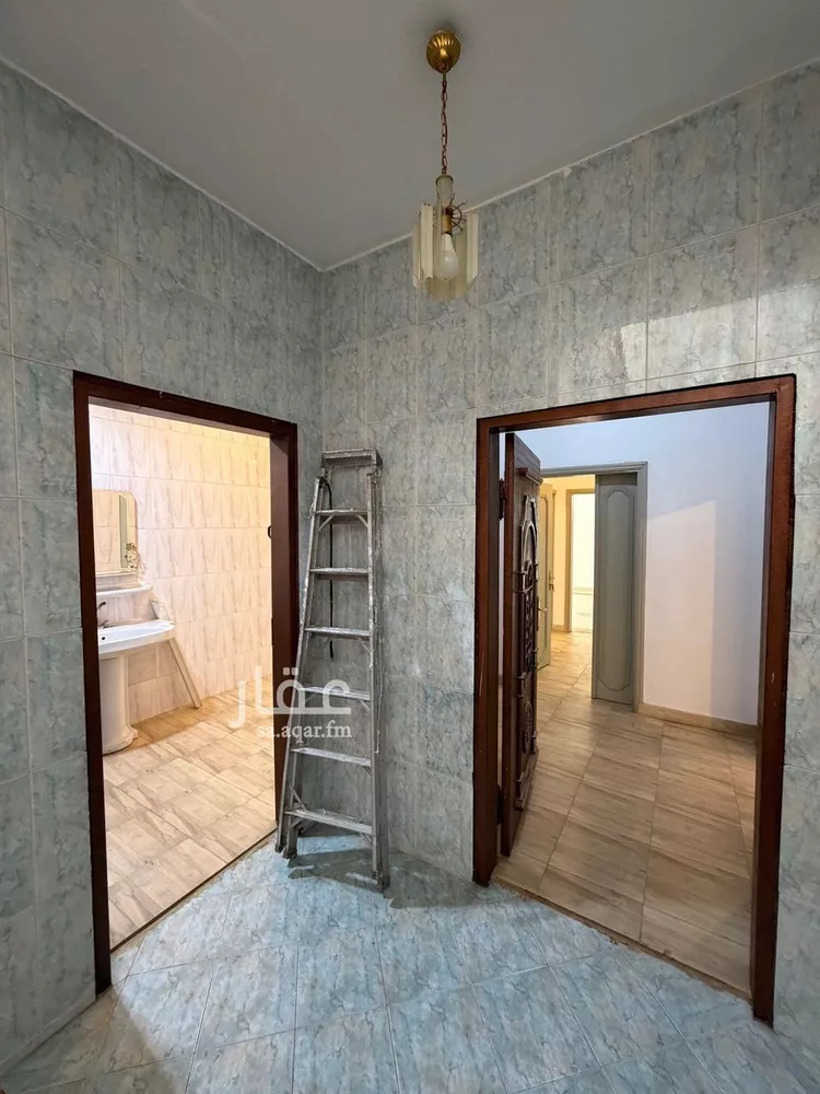 Floor for Rent in Riyadh Al Khaleej