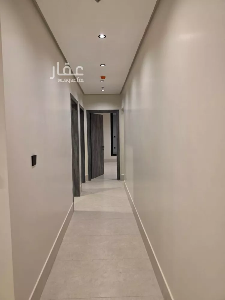 شقة للبيع في شارع الخليل بن احمد, حي الزهور, مدينة الدمام, المنطقة الشرقية صورة 2