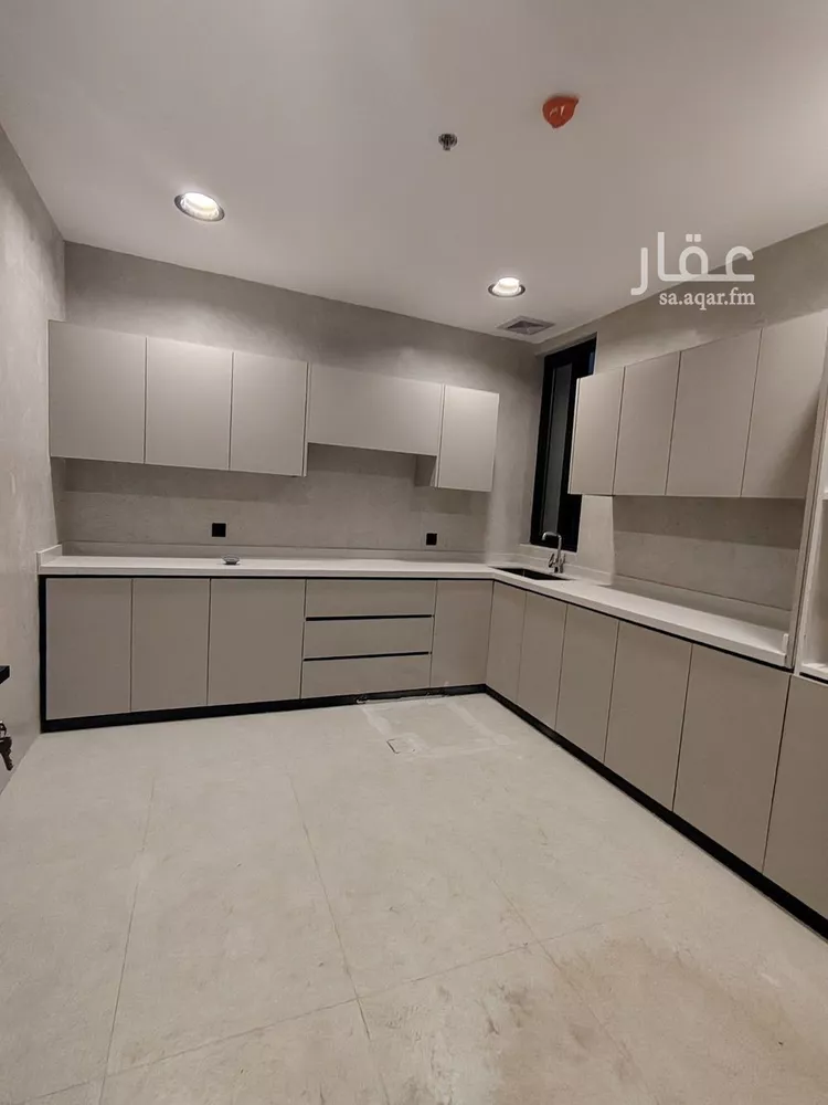 Apartment for Sale in Dammam Ash Shulah 11
