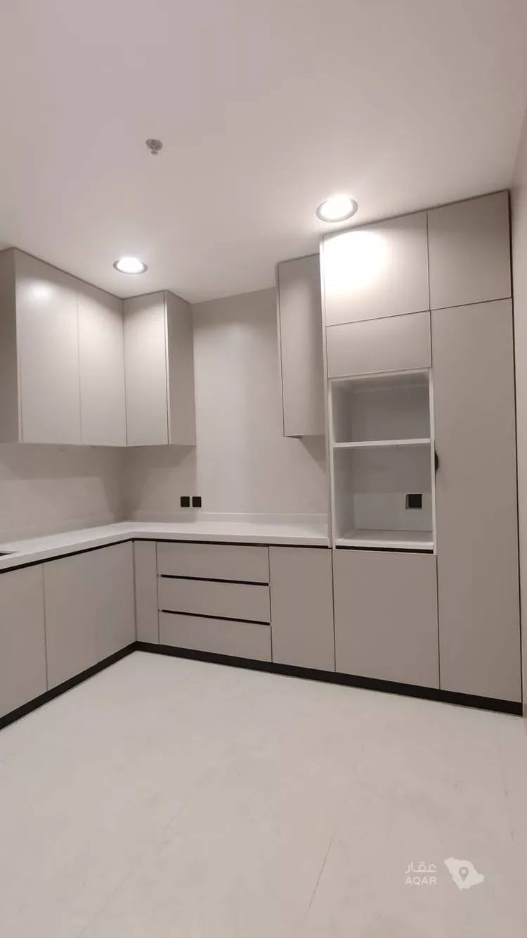 Apartment for Sale in Al Khobar Al Hamra 9