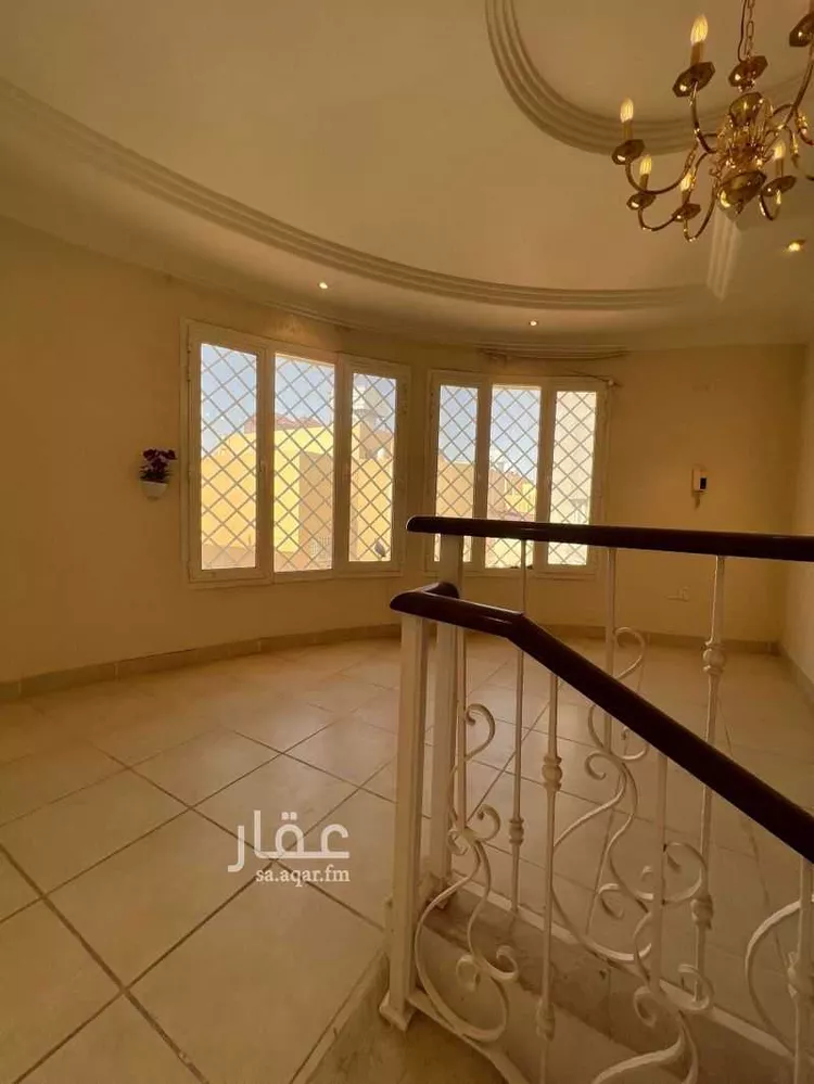 فيلا للبيع في شارع مالك ابو السمح, حي جشم, مدينة المدينة المنورة, منطقة المدينة المنورة 10