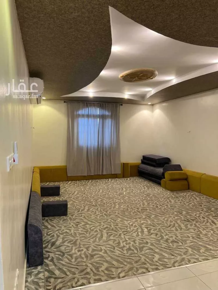 فيلا للبيع في شارع عتيق بن يعقوب الزبيدي, حي الملك فهد, مدينة المدينة المنورة, منطقة المدينة المنورة صورة 3