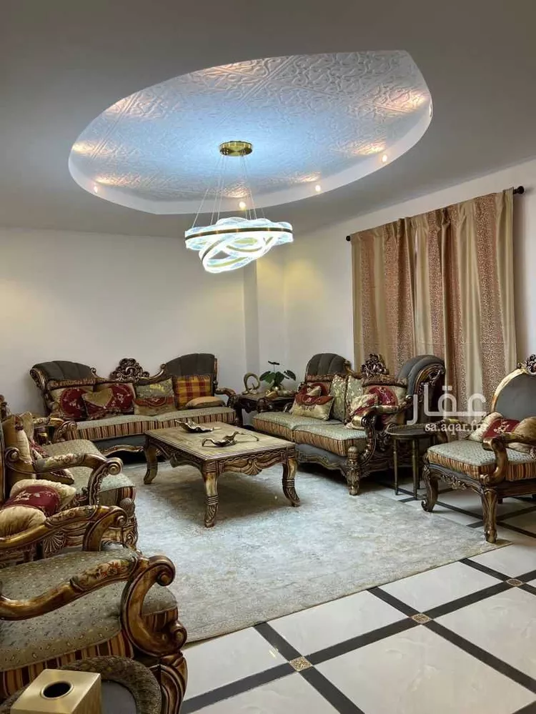 فيلا للبيع في شارع عتيق بن يعقوب الزبيدي, حي الملك فهد, مدينة المدينة المنورة, منطقة المدينة المنورة صورة 4