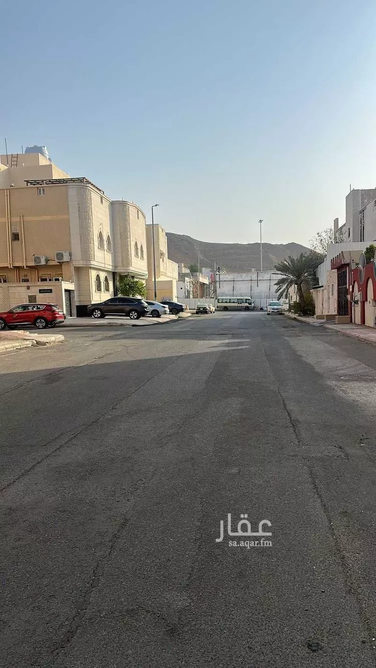 فيلا للبيع في شارع الدحيقي, حي العمرة, مدينة مكة المكرمة, منطقة مكة المكرمة صورة 3