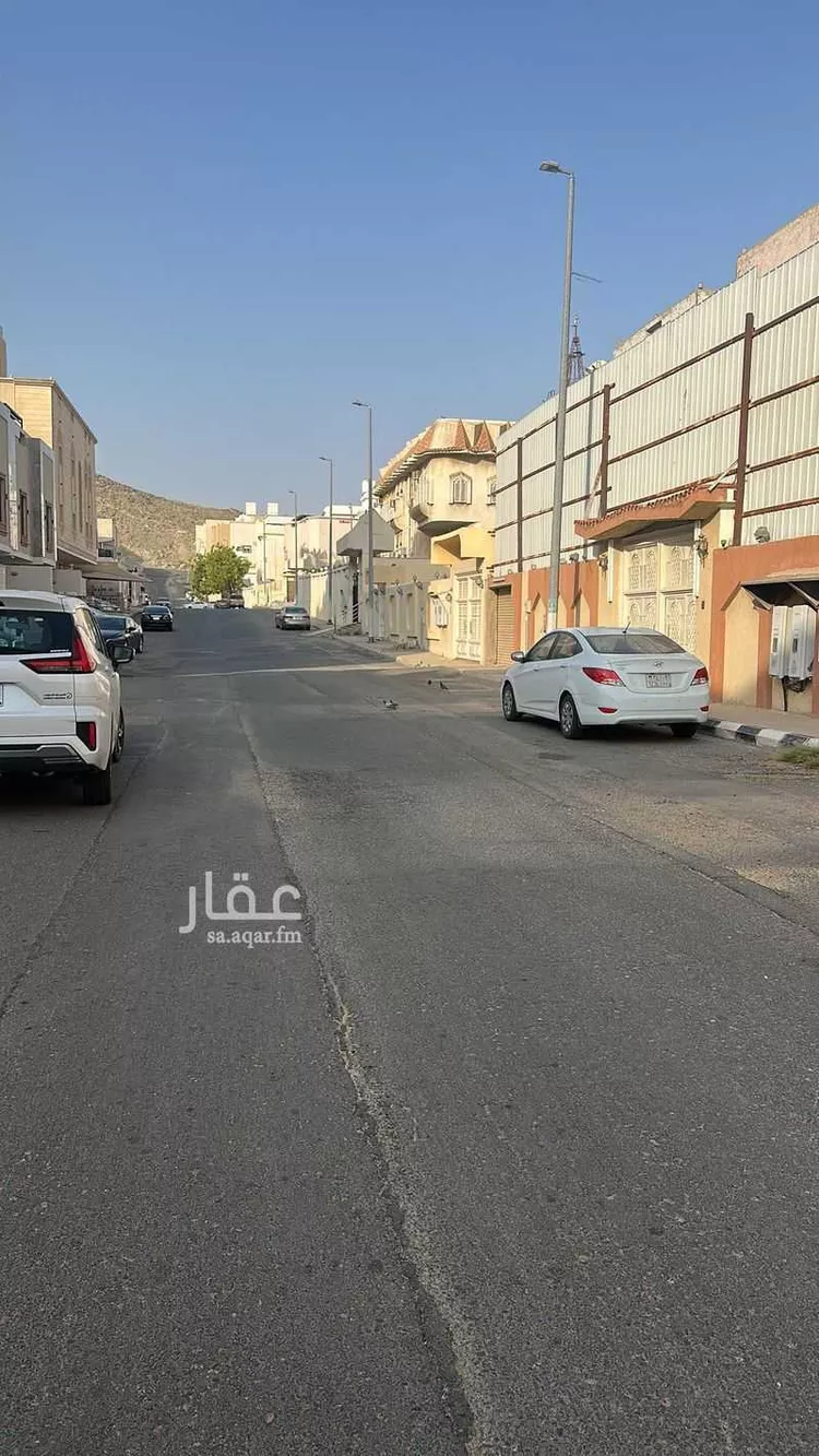 فيلا للبيع في شارع الدحيقي, حي العمرة, مدينة مكة المكرمة, منطقة مكة المكرمة صورة 2