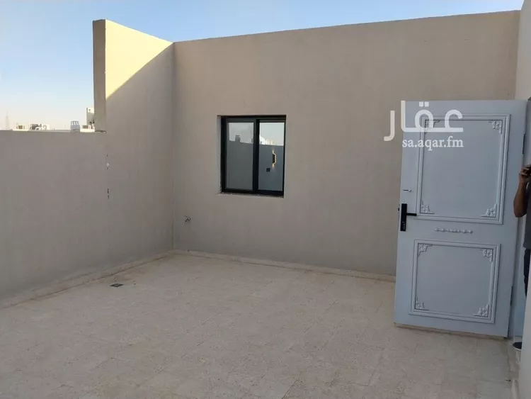 دور للبيع في شارع عماد الدين بن النحاس, حي بدر, مدينة الرياض, منطقة الرياض 28