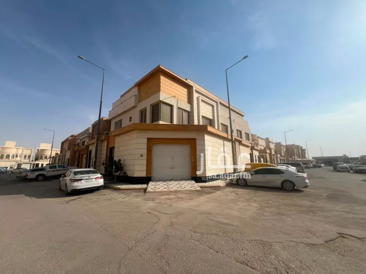 فيلا للبيع في شارع محمد بن مسعود العجلاني, حي الرمال, مدينة الرياض, منطقة الرياض