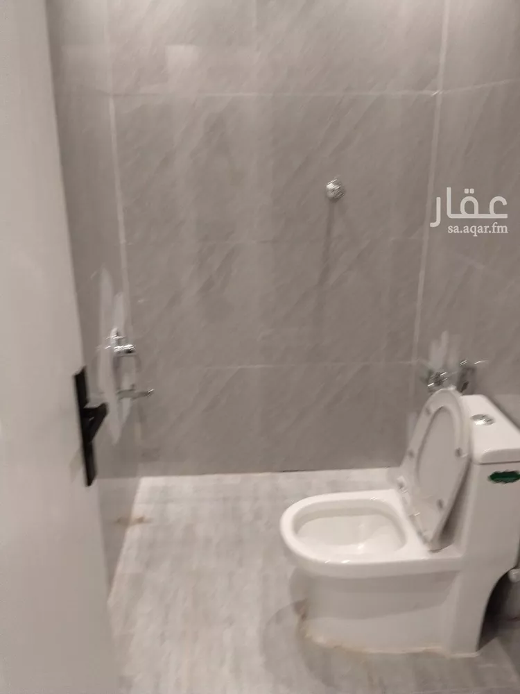 دور للبيع في شارع عماد الدين بن النحاس, حي بدر, مدينة الرياض, منطقة الرياض 13