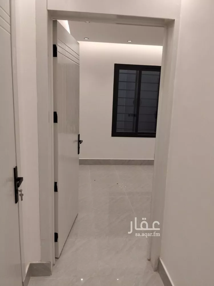 دور للبيع في شارع عماد الدين بن النحاس, حي بدر, مدينة الرياض, منطقة الرياض 21