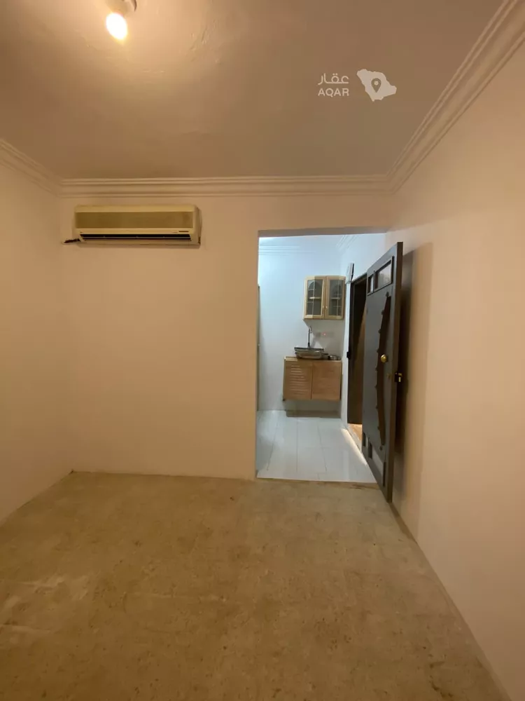 Room for Rent in Riyadh Ad Dar Al Baida