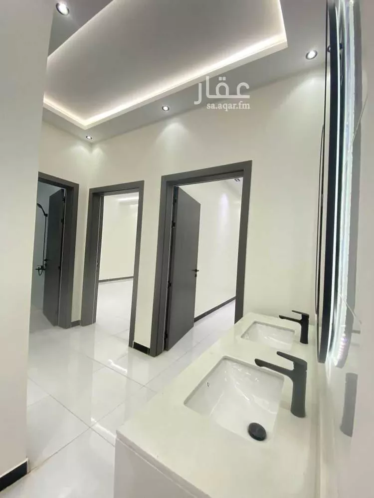 دور للبيع في شارع النعيمي, حي الدار البيضاء, مدينة الرياض, منطقة الرياض 14