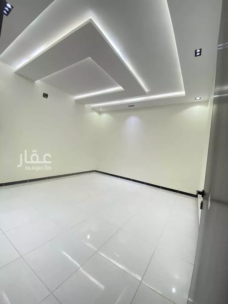 دور للبيع في شارع النعيمي, حي الدار البيضاء, مدينة الرياض, منطقة الرياض 18