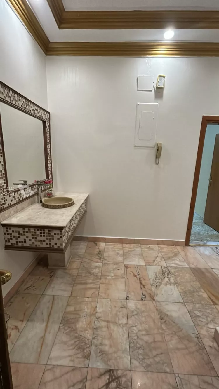 Apartment for Rent in Khamis Mushait Ar Rabie 6