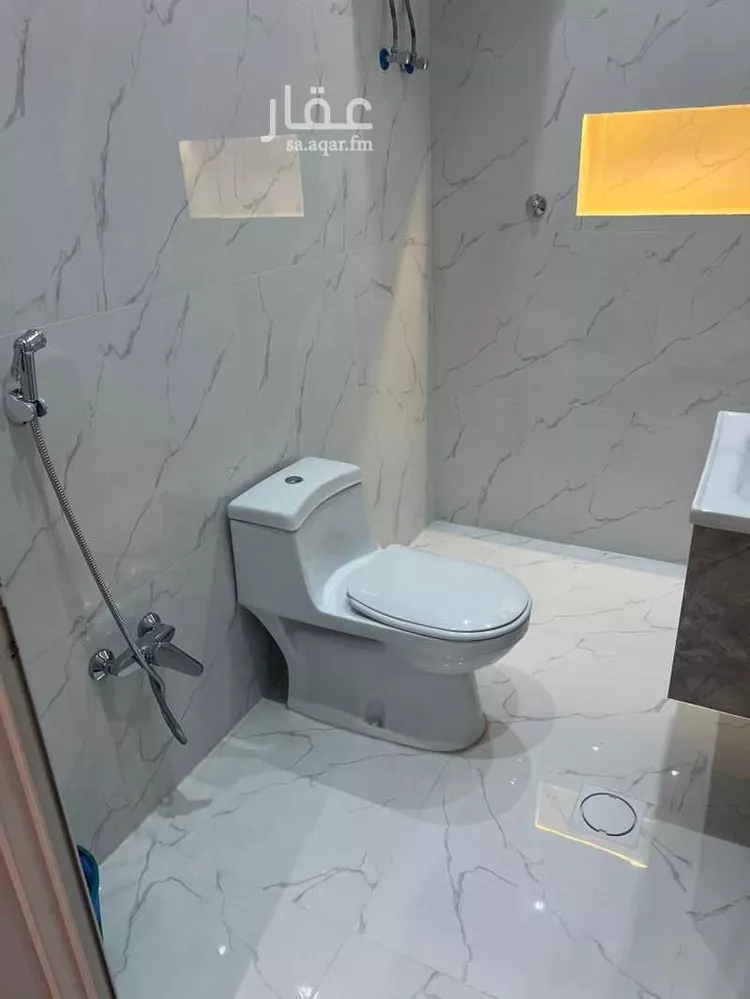 شقة للإيجار في شارع البحر الميت, حي إشبيلية, مدينة الرياض, منطقة الرياض 11