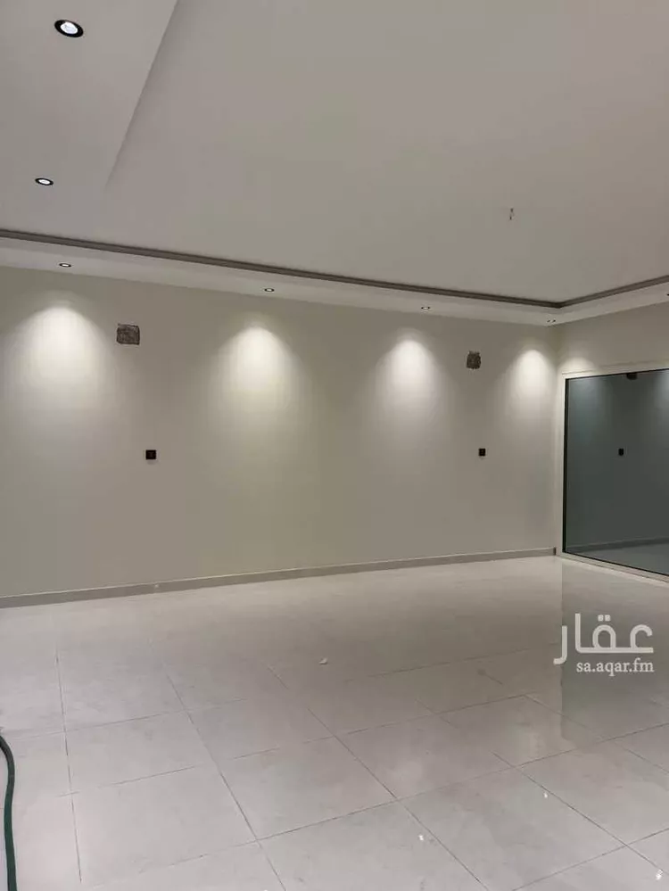 فيلا للبيع في شارع احمد بن عجيان, حي طيبة, مدينة الدمام, المنطقة الشرقية 8