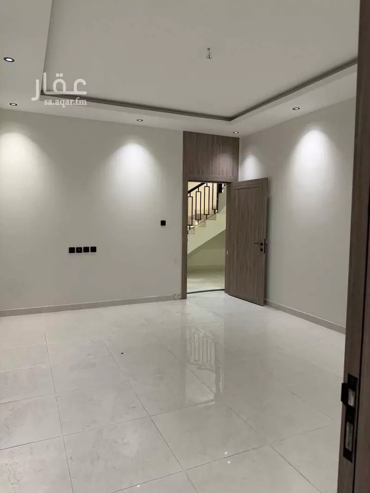 فيلا للبيع في شارع احمد بن عجيان, حي طيبة, مدينة الدمام, المنطقة الشرقية 7
