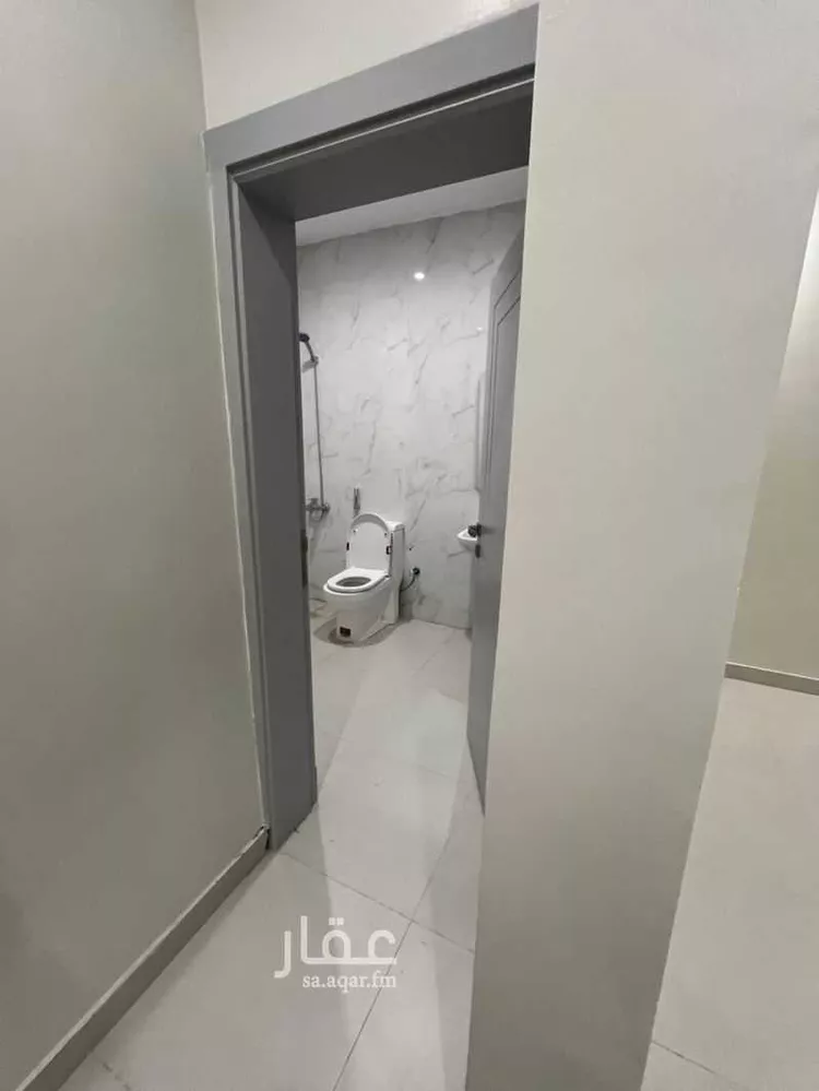 شقة للإيجار في شارع علي ابن يزيد الهلالي, حي ورقان, مدينة المدينه المنوره, منطقة المدينة المنورة صورة 2