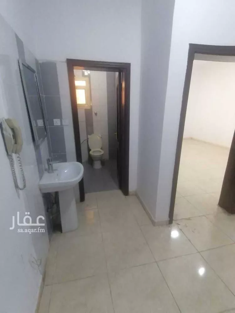 شقة للإيجار في شارع علي ابن يزيد الهلالي, حي ورقان, مدينة المدينه المنوره, منطقة المدينة المنورة صورة 2