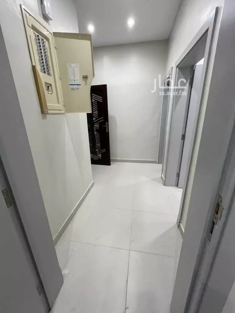 شقة للإيجار في شارع علي ابن يزيد الهلالي, حي ورقان, مدينة المدينه المنوره, منطقة المدينة المنورة صورة 5