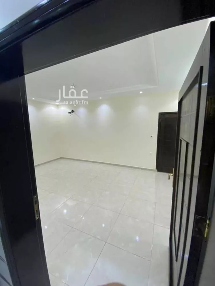 شقة للإيجار في شارع 872225, حي المرجانية, مدينة رابغ, منطقة مكة المكرمة