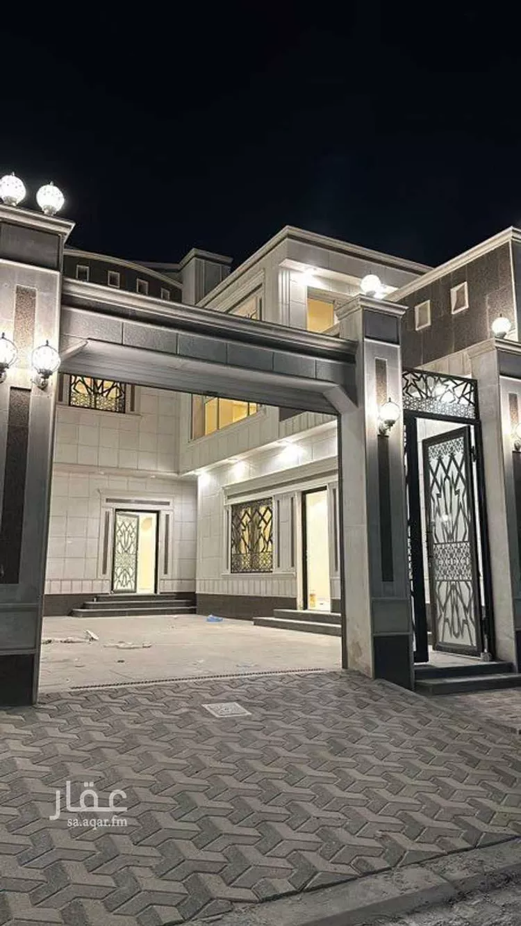 فيلا للبيع في شارع المقداد بن عمرو, حي الشراع, مدينة الخبر, المنطقة الشرقية صورة 2