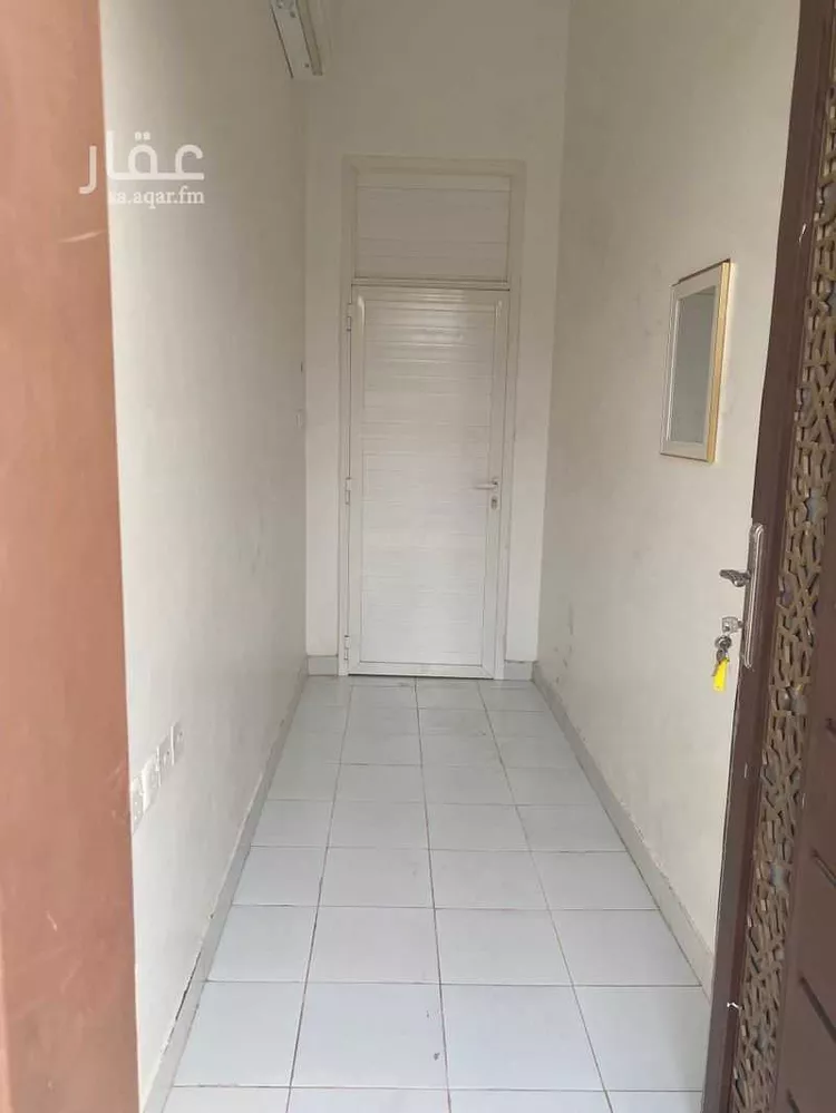 غرفة للإيجار في شارع أحمد بن الخشاب ، حي العارض ، الرياض ، منطقة الرياض