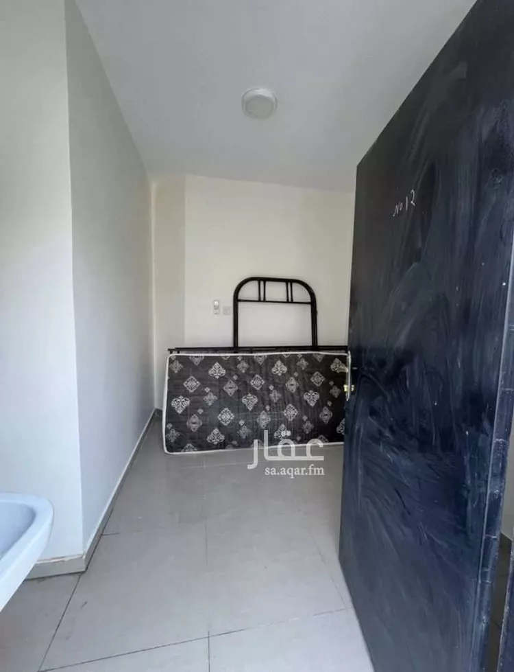 غرفة للإيجار في شارع القاضي الإشبيلي, حي المرسلات, مدينة الرياض, منطقة الرياض صورة 3