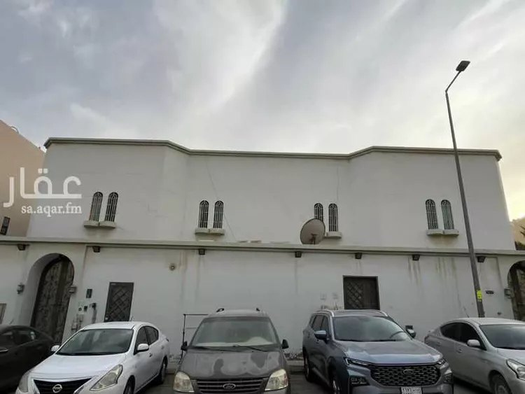 فيلا للبيع في شارع نشوان بن سيد, حي التعاون, مدينة الرياض, منطقة الرياض