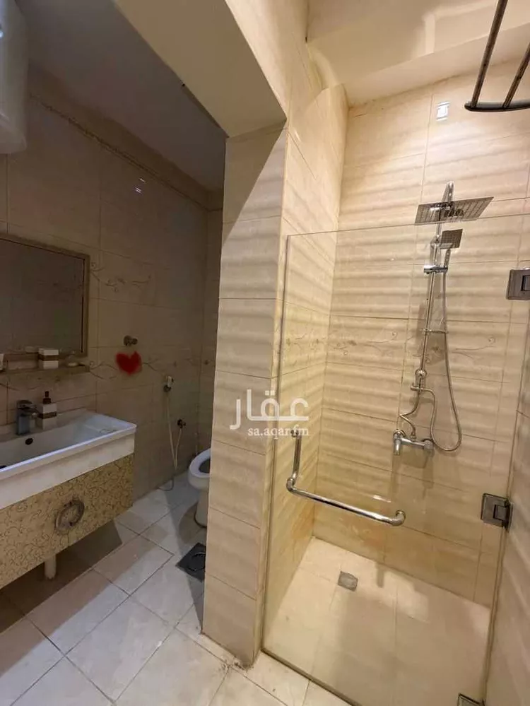 فيلا للإيجار في شارع الفروسية, حي الربيع, مدينة الرياض, منطقة الرياض 16