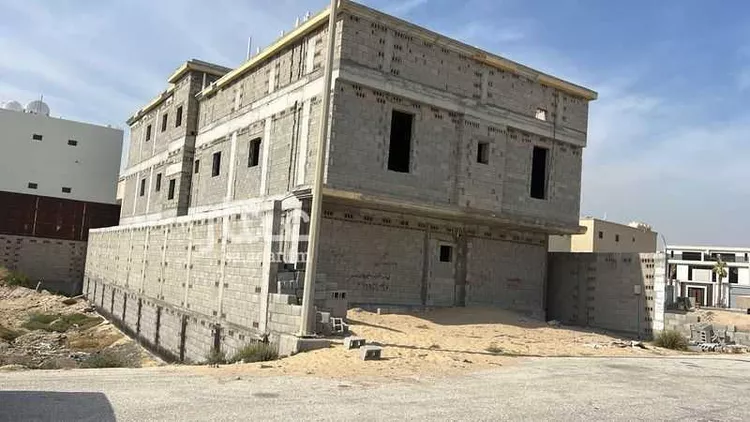 عمارة للبيع في شارع الحسين بن عرفطة, حي التحلية, مدينة الخبر, المنطقة الشرقية