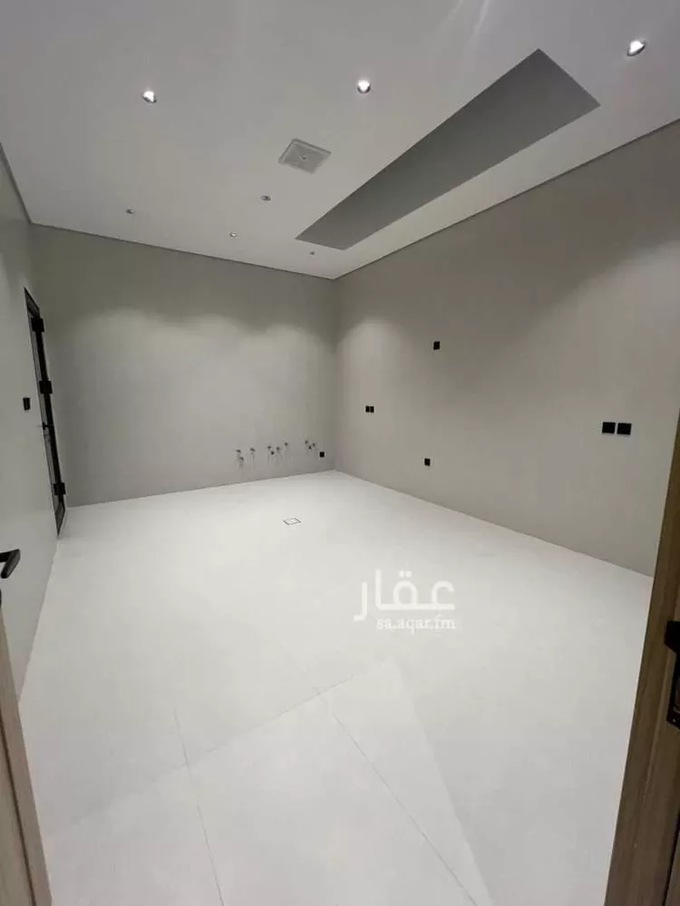 Villa for Sale in Al Khobar As Sawari 19