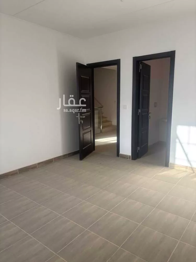 فيلا للإيجار في شارع علي بن عمر الحمامي, حي مطار الملك خالد الدولي, مدينة الرياض, منطقة الرياض 7