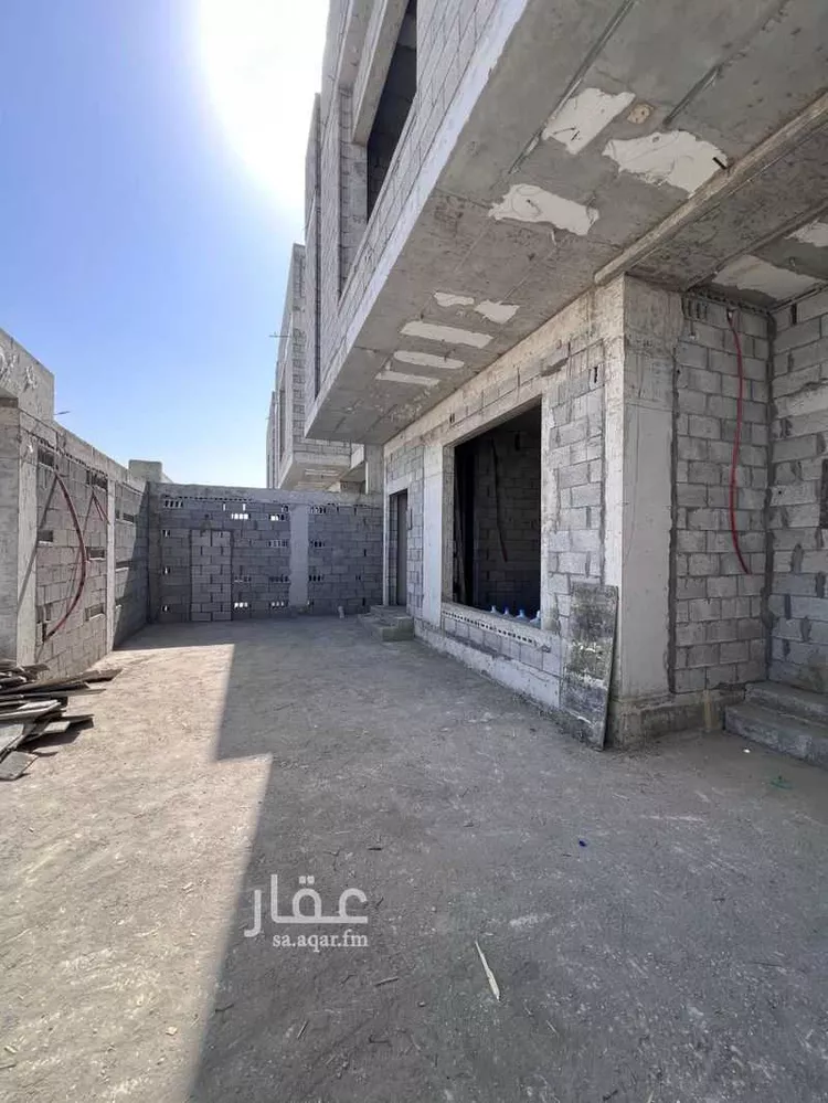 فيلا للبيع في حي المدارس, مدينة القطيف, المنطقة الشرقية