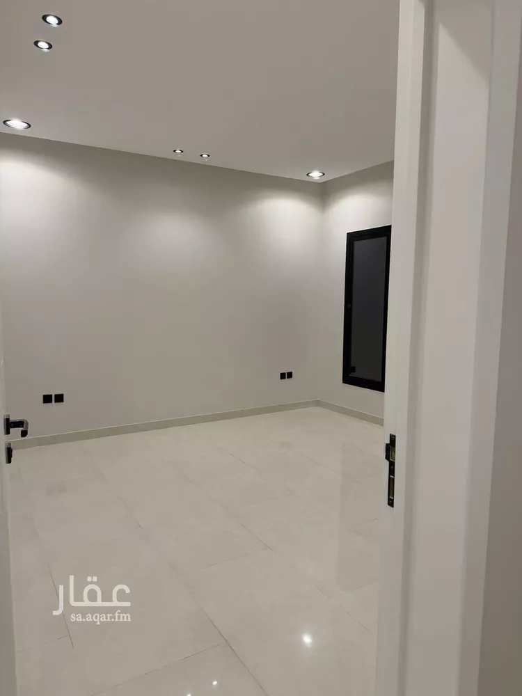 دور للبيع في شارع عثمان الرويني, حي البيان, مدينة الرياض, منطقة الرياض 8