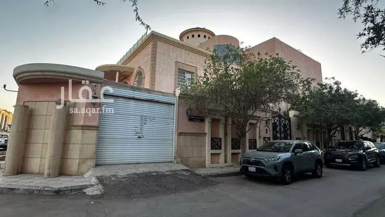 فيلا للبيع في شارع المبارك البغدادي, حي الربوة, مدينة الرياض, منطقة الرياض صورة 3