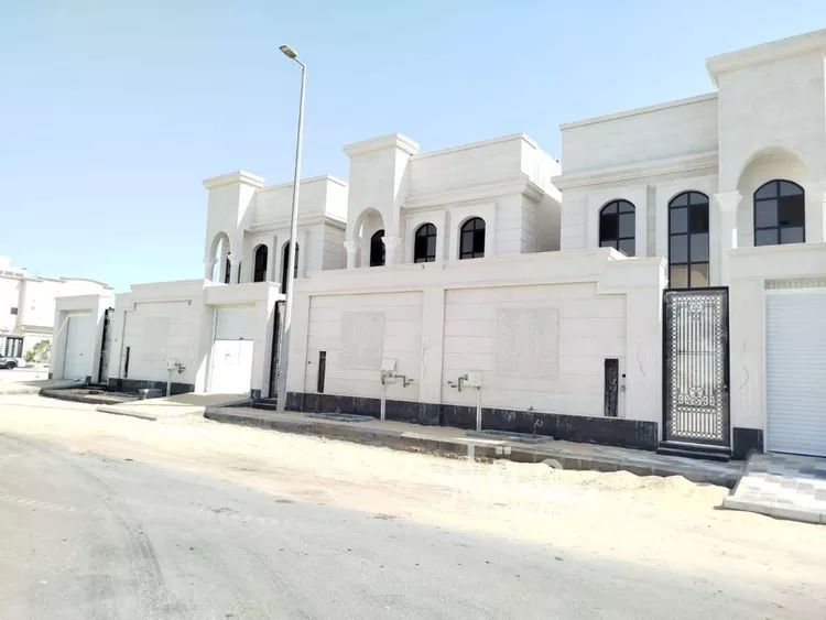 فيلا للبيع في شارع العرجون, حي الصواري, مدينة الخبر, المنطقة الشرقية صورة 3