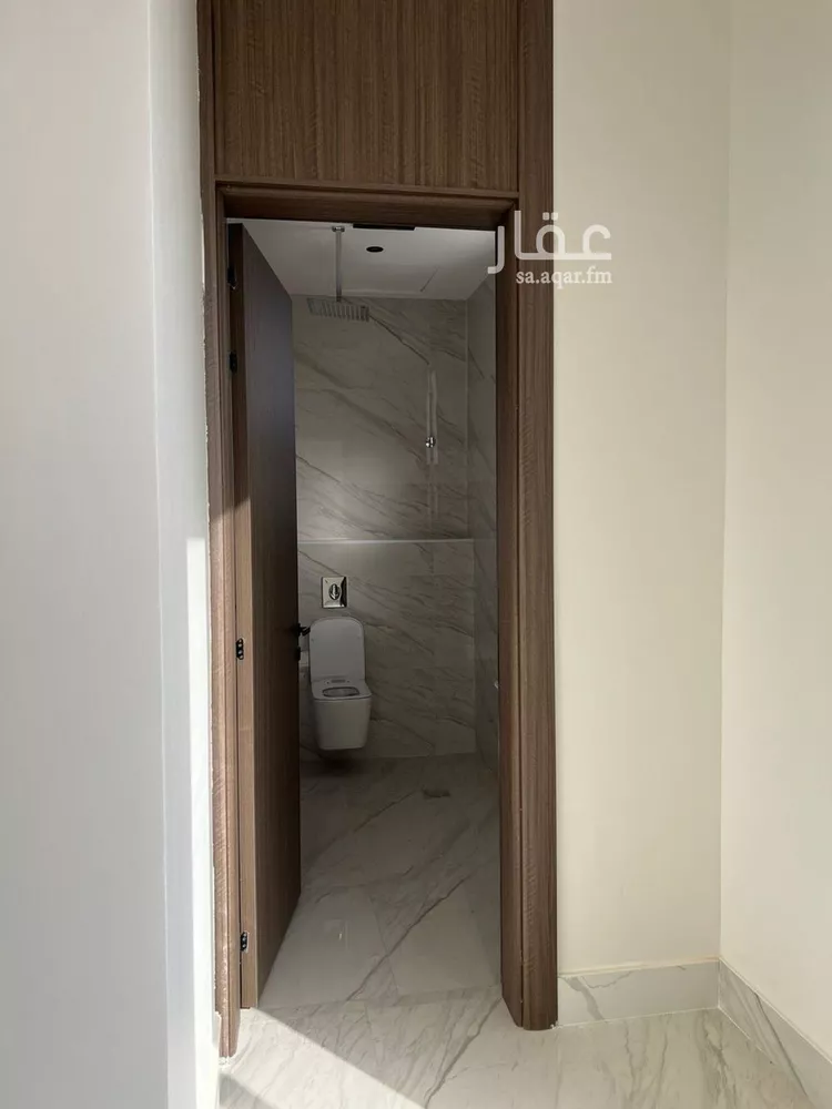 فيلا للبيع في شارع الشيخ خليفة بن حمد ال ثاني , حي المعيزيلة, مدينة الرياض, منطقة الرياض 9