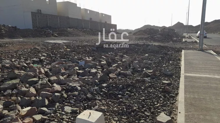 Land for Sale in Medina Qalat Makhit صورة 5