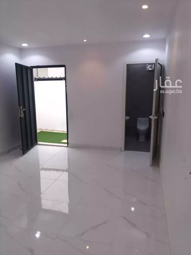 شقة للإيجار في شارع ابي المكارم بن مفرج, حي عكاظ, مدينة الرياض, منطقة الرياض صورة 2