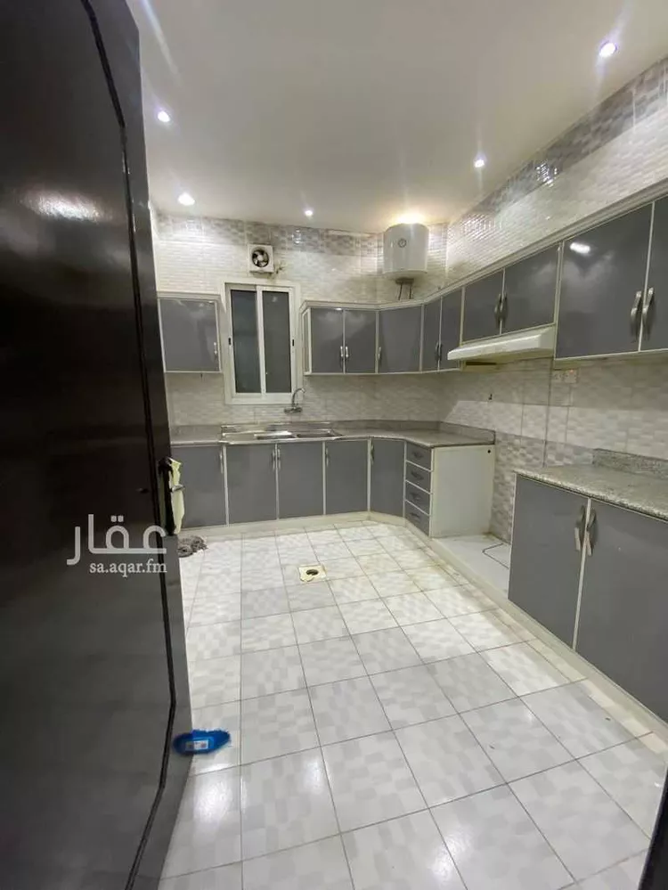 شقة للبيع في شارع عبدالله المويس, حي الرمال, مدينة الرياض, منطقة الرياض صورة 4