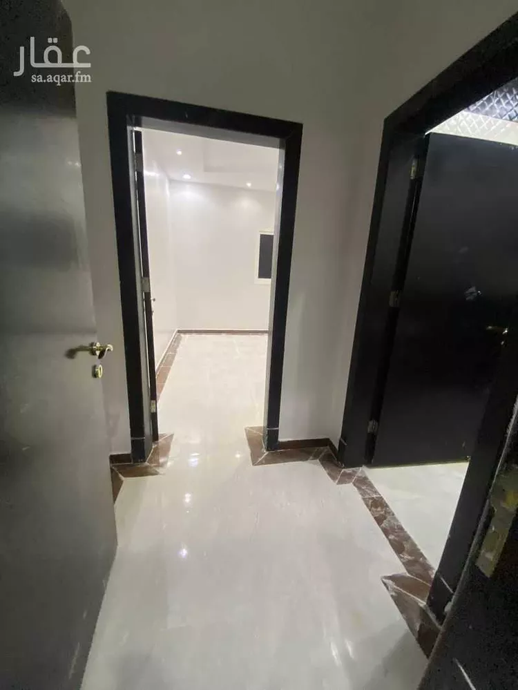 فيلا للإيجار في شارع حسن حسني عبدالوهاب, حي الرمال, مدينة الرياض, منطقة الرياض صورة 4